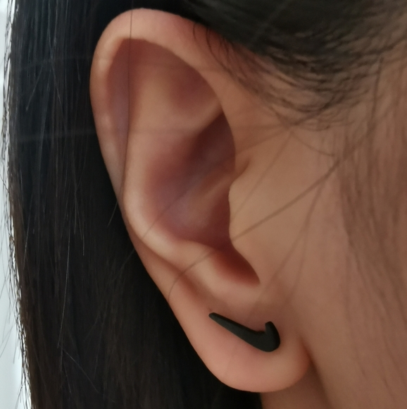 NIKE Earrings Check tick titanium black stud earrings - Picture 3 of 8